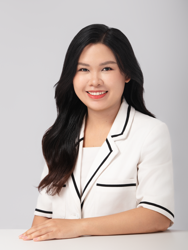 Tuyết Chinh — người chia sẻ workshop Solo English